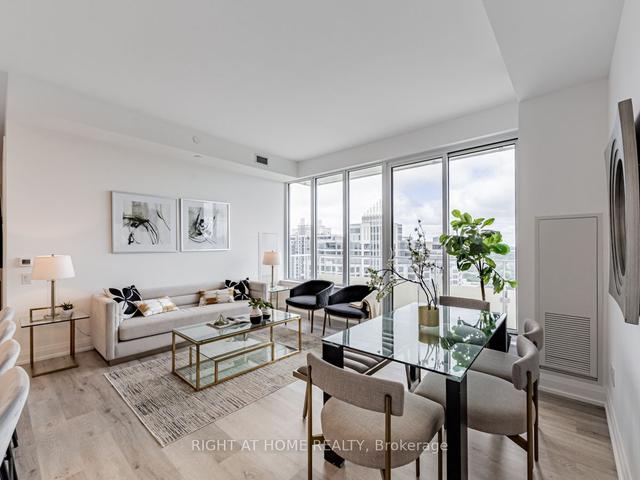 ph308 - 75 Canterbury Pl, Condo with 3 bedrooms, 2 bathrooms and 1 parking in Toronto ON | Image 3