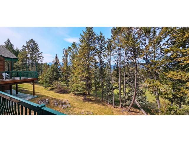 304 - 5155 Fairway Drive, House attached with 2 bedrooms, 3 bathrooms and 2 parking in East Kootenay F BC | Image 16