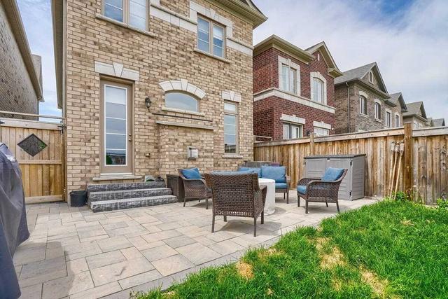 120 Hatton Garden Rd, House detached with 4 bedrooms, 3 bathrooms and 3 parking in Vaughan ON | Image 33