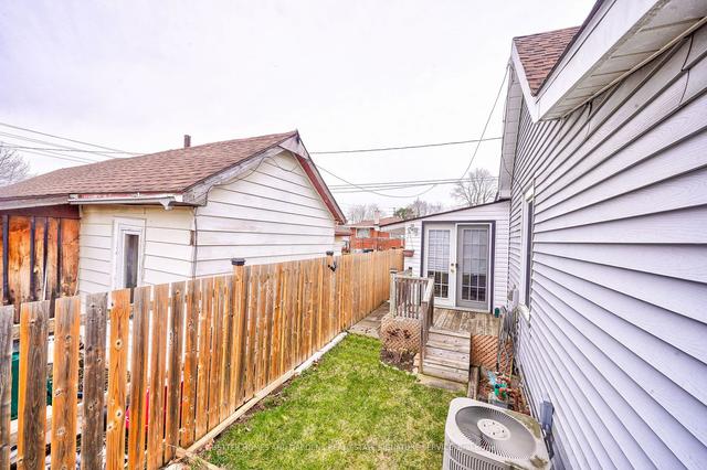 137 Eby St, House detached with 1 bedrooms, 1 bathrooms and 4 parking in Cambridge ON | Image 32