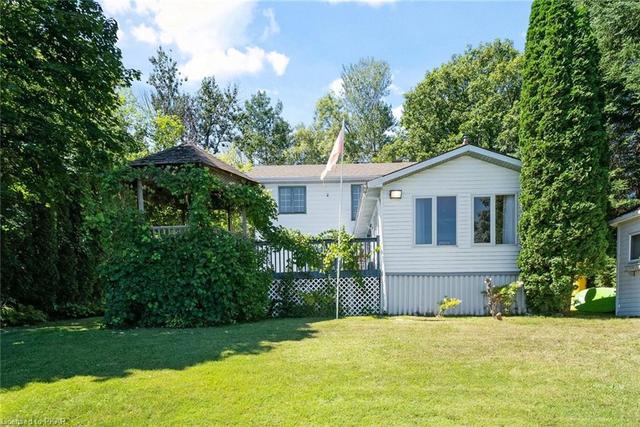 11 Cowe Street, House detached with 3 bedrooms, 1 bathrooms and 3 parking in Otonabee South Monaghan ON | Image 5