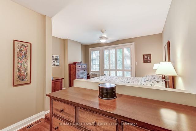 296 Reynolds St, House detached with 3 bedrooms, 4 bathrooms and 4 parking in Oakville ON | Image 6