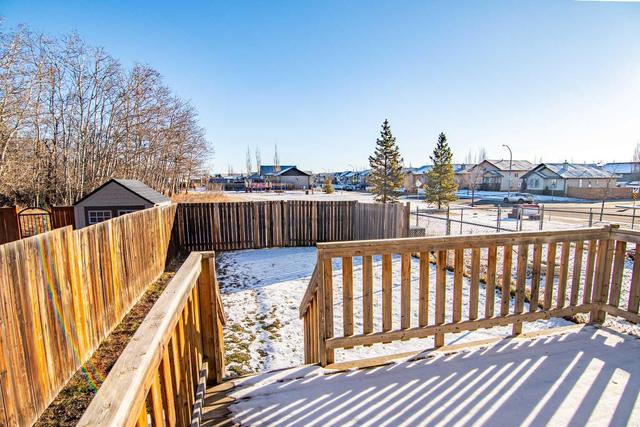 88 Vold Close, Home with 4 bedrooms, 2 bathrooms and 1 parking in Red Deer AB | Image 5