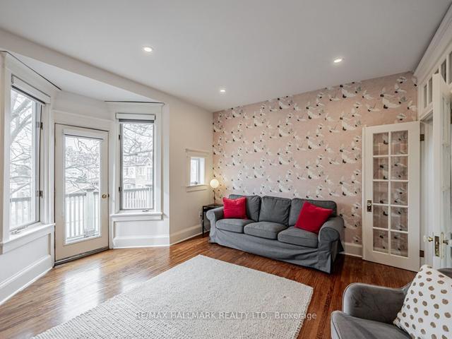185 Emerson Ave, House detached with 3 bedrooms, 3 bathrooms and 2 parking in Toronto ON | Image 9