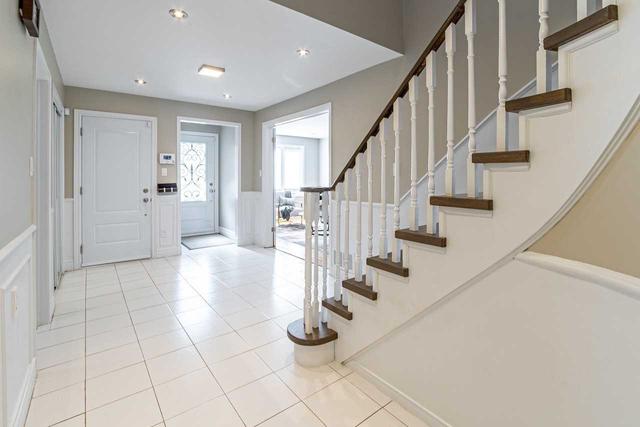 60 Eastwood Cres, House detached with 4 bedrooms, 4 bathrooms and 6 parking in Markham ON | Image 12
