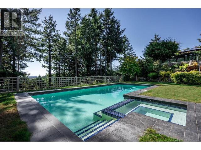 4638 Decourcy Court, House detached with 5 bedrooms, 5 bathrooms and null parking in West Vancouver BC | Image 27