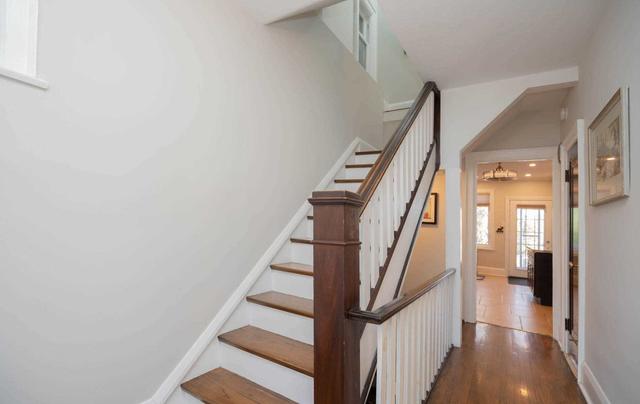 132 Hopedale Ave, House detached with 2 bedrooms, 3 bathrooms and 1 parking in Toronto ON | Image 8