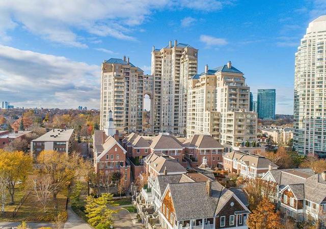 1909 - 2285 Lake Shore Blvd, Condo with 1 bedrooms, 1 bathrooms and 1 parking in Toronto ON | Image 12