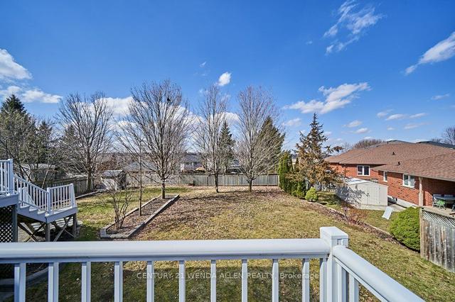 35 Brandon Rd, House detached with 3 bedrooms, 2 bathrooms and 3 parking in Scugog ON | Image 2