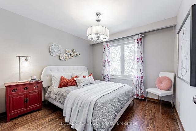 174 King St, House detached with 4 bedrooms, 3 bathrooms and 6 parking in Toronto ON | Image 9