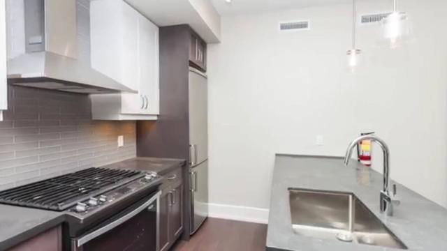 05 - 28 Madison Ave, House detached with 2 bedrooms, 2 bathrooms and 0 parking in Toronto ON | Image 13