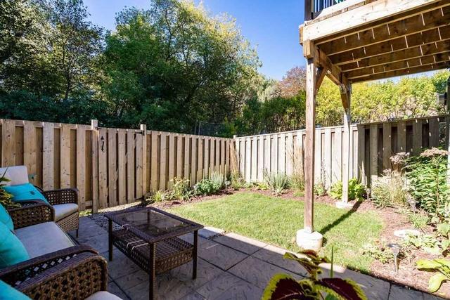 45 - 45 Nadia Pl, Townhouse with 3 bedrooms, 2 bathrooms and 1 parking in Oakville ON | Image 27