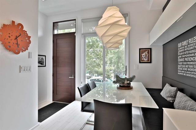 211 Claremont St, House attached with 3 bedrooms, 3 bathrooms and 1 parking in Toronto ON | Image 15
