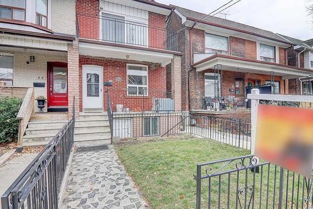 90 Campbell Ave, House semidetached with 4 bedrooms, 3 bathrooms and 2 parking in Toronto ON | Image 28