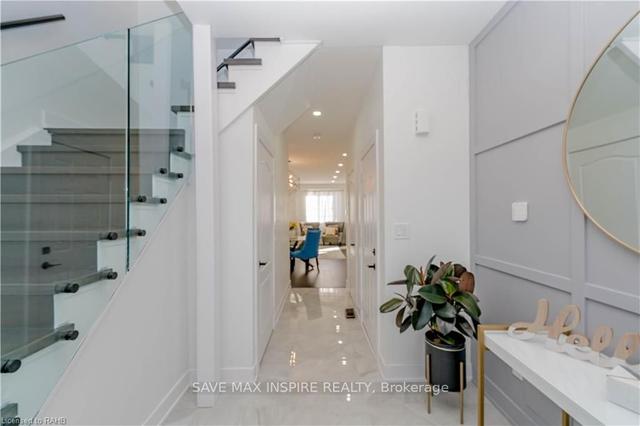 31 Sadielou Blvd, House semidetached with 3 bedrooms, 4 bathrooms and 4 parking in Hamilton ON | Image 37