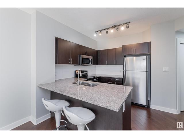 1503 - 10152 104 St Nw, Condo with 2 bedrooms, 2 bathrooms and 1 parking in Edmonton AB | Image 11