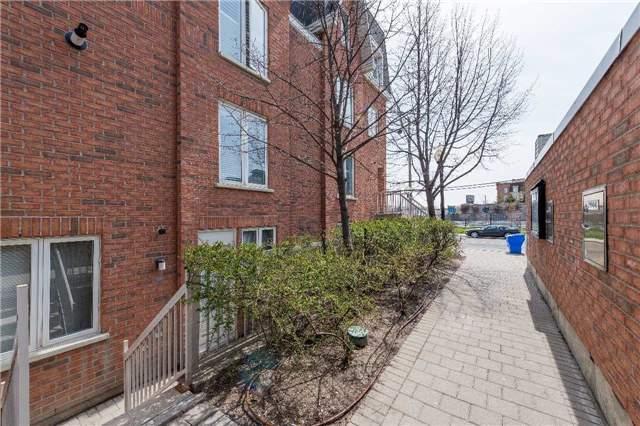 529 - 10 Douro St, Townhouse with 2 bedrooms, 1 bathrooms and 1 parking in Toronto ON | Image 15