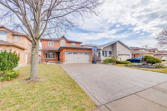320 Annabelle St, House detached with 4 bedrooms, 4 bathrooms and 6 parking in Hamilton ON | Image 1