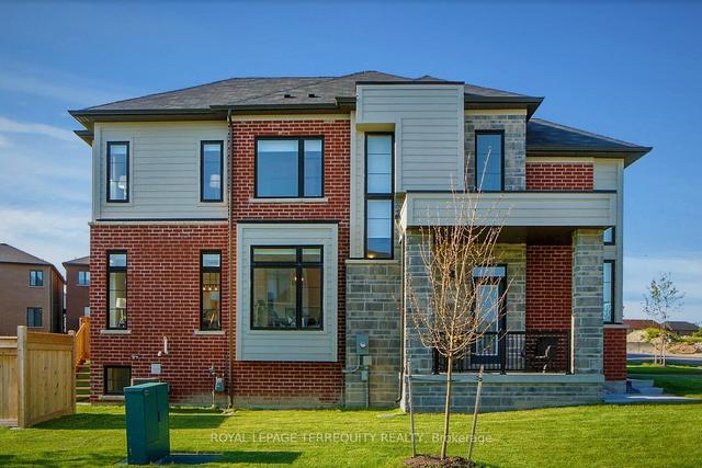 199 Tango Cres, House semidetached with 3 bedrooms, 3 bathrooms and 3 parking in Newmarket ON | Image 1