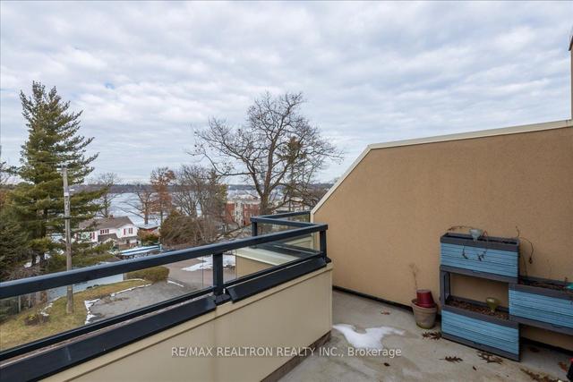 11 White Oaks Rd, Townhouse with 2 bedrooms, 3 bathrooms and 2 parking in Barrie ON | Image 19