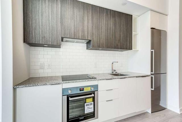 910 - 120 Parliament St, Condo with 1 bedrooms, 1 bathrooms and 0 parking in Toronto ON | Image 2