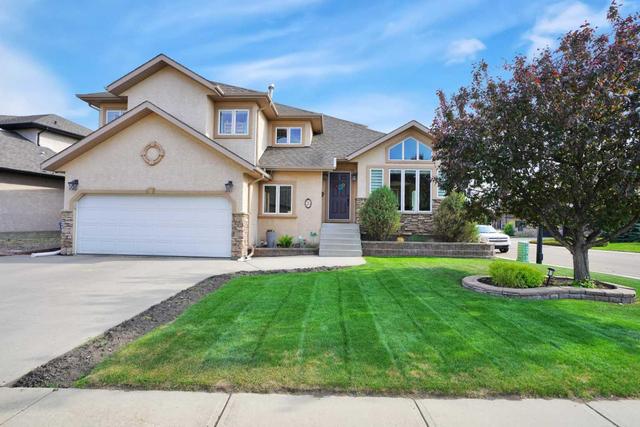 20 Atwell Street, House detached with 5 bedrooms, 3 bathrooms and 6 parking in Red Deer AB | Image 1