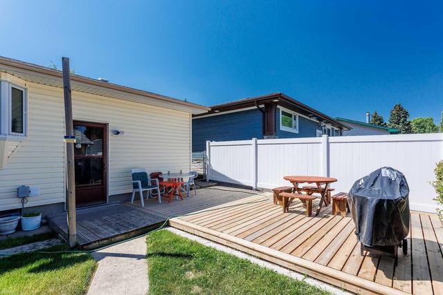 4212 34 Street Close, House detached with 3 bedrooms, 2 bathrooms and 4 parking in Red Deer AB | Image 8