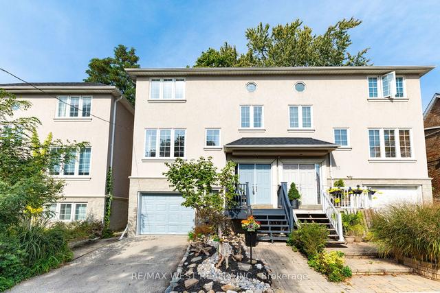 84 Edna Ave, House semidetached with 3 bedrooms, 3 bathrooms and 2 parking in Toronto ON | Image 1