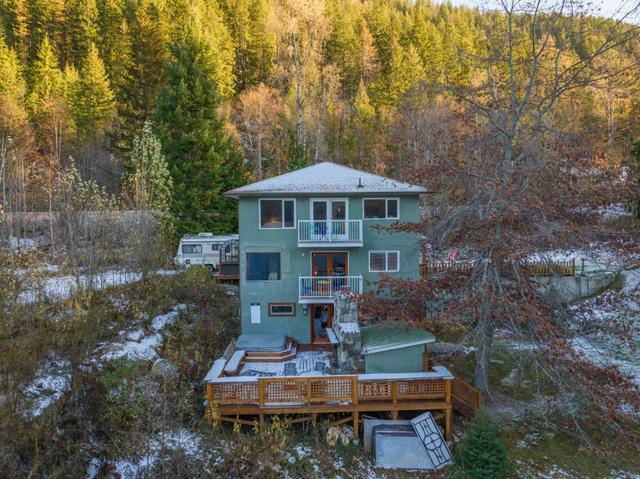 2166 Bealby Point Road, House detached with 11 bedrooms, 8 bathrooms and 8 parking in Central Kootenay E BC | Image 29