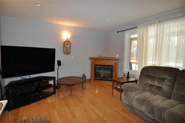 740309 Sideroad 10, House detached with 1 bedrooms, 3 bathrooms and 10 parking in Chatsworth ON | Image 5