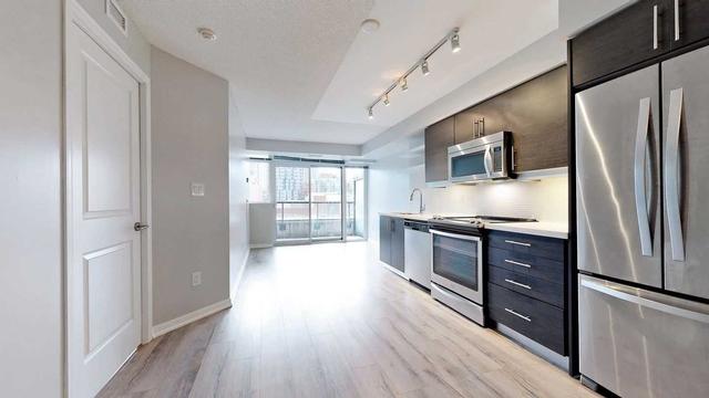 1009 - 400 Adelaide St E, Condo with 1 bedrooms, 2 bathrooms and 0 parking in Toronto ON | Image 7