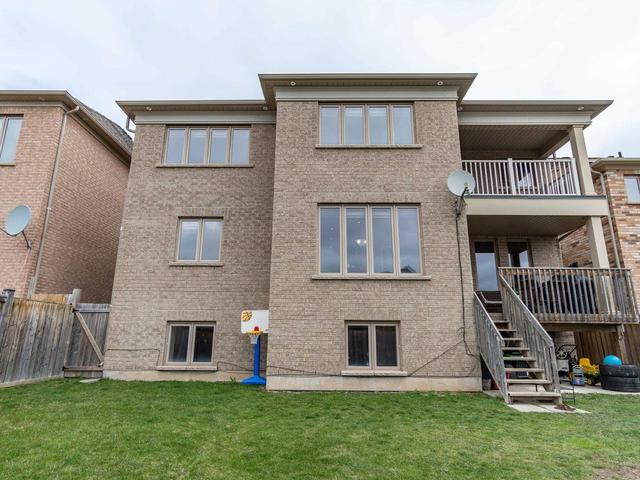 126 Elbern Markell Dr, House detached with 4 bedrooms, 5 bathrooms and 6 parking in Brampton ON | Image 33