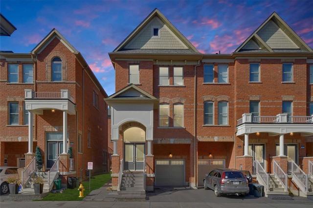 12 City Park Circ, House attached with 3 bedrooms, 4 bathrooms and 2 parking in Vaughan ON | Image 1