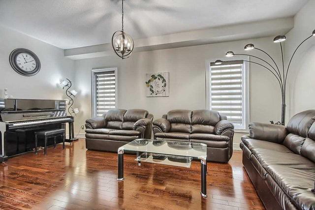 109 Lady Karen Cres, House detached with 4 bedrooms, 5 bathrooms and 6 parking in Vaughan ON | Image 29