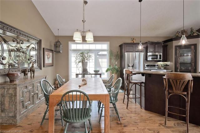 10158 Merrywood Drive, House detached with 5 bedrooms, 3 bathrooms and 8 parking in Lambton Shores ON | Image 7