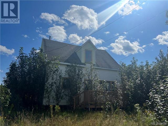 554 Rte 355, House detached with 4 bedrooms, 1 bathrooms and null parking in Tracadie NB | Image 1