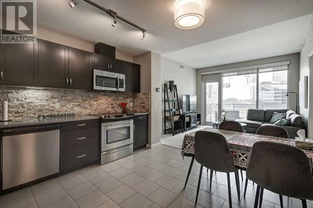 1108, - 1320 1 Street Se, Condo with 2 bedrooms, 2 bathrooms and 1 parking in Calgary AB | Image 9