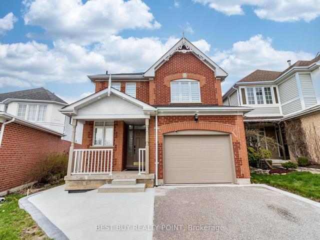 1019 Summitview Cres, House detached with 3 bedrooms, 4 bathrooms and 6 parking in Oshawa ON | Image 1