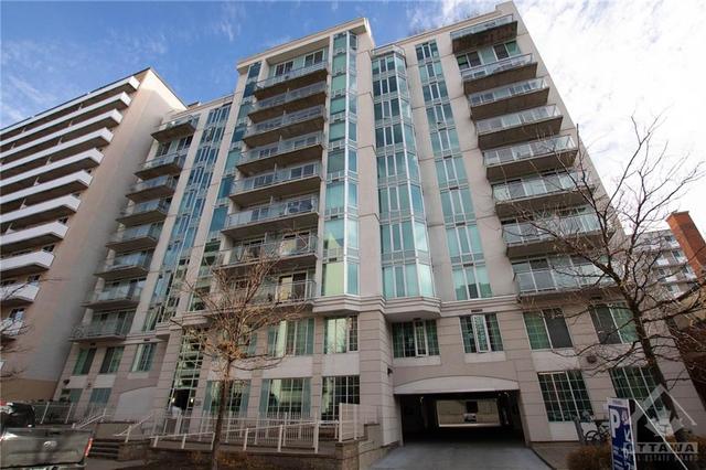 1002 - 138 Somerset Street W, Condo with 1 bedrooms, 1 bathrooms and null parking in Ottawa ON | Image 1