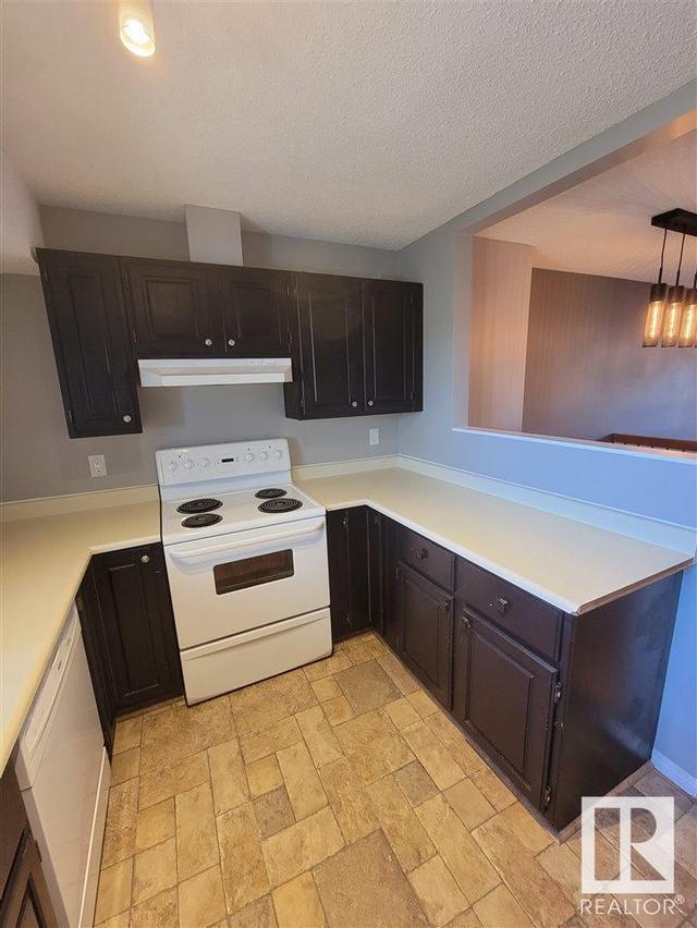 5971 40 Av Nw, Condo with 1 bedrooms, 1 bathrooms and null parking in Edmonton AB | Image 3