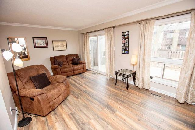 15 - 481 Pitfield Rd E, Townhouse with 4 bedrooms, 2 bathrooms and 3 parking in Milton ON | Image 7