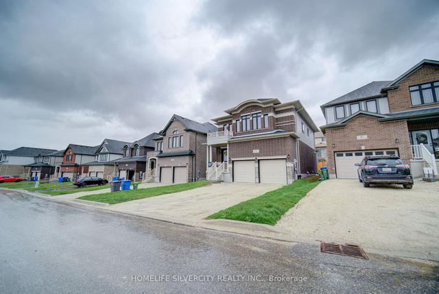 14 Harrington Rd, House detached with 4 bedrooms, 3 bathrooms and 6 parking in Guelph ON | Image 12
