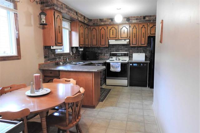174 Burbank Cres, House semidetached with 3 bedrooms, 2 bathrooms and 2 parking in Orangeville ON | Image 17