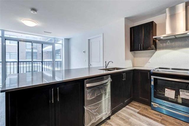202 - 1 Redfern Ave, Condo with 2 bedrooms, 1 bathrooms and 1 parking in Hamilton ON | Image 23