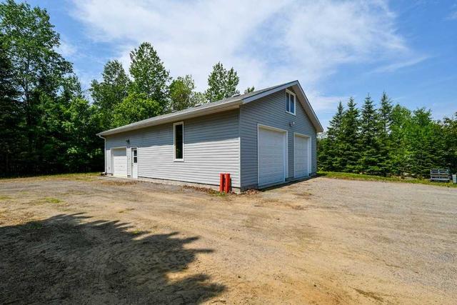 1881 Highway 127 Rd, House detached with 2 bedrooms, 1 bathrooms and 23 parking in Hastings Highlands ON | Image 26