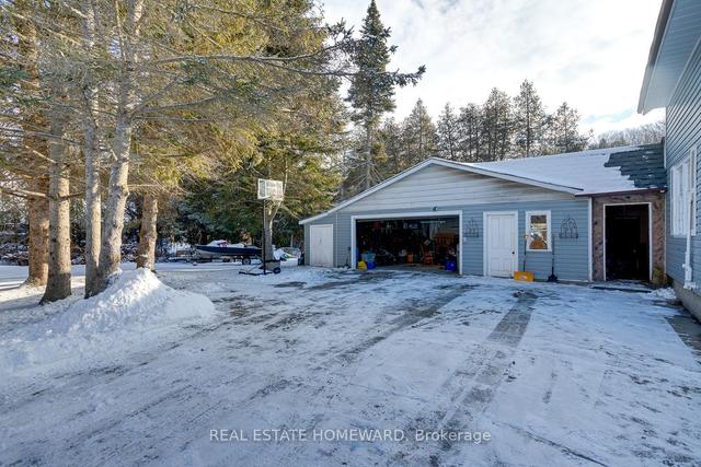 9357 Mcdougall Rd, House detached with 4 bedrooms, 2 bathrooms and 10 parking in Hamilton TP ON | Image 23