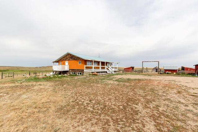 12425 Range Road 30, House detached with 3 bedrooms, 2 bathrooms and null parking in Cypress County AB | Image 4