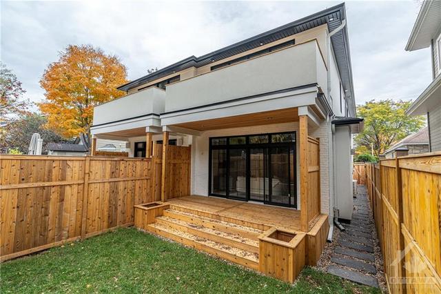 a - 304 Iona Street, Home with 4 bedrooms, 4 bathrooms and 3 parking in Ottawa ON | Image 28