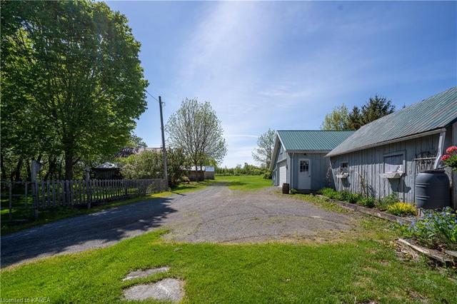 1404 South Shore Road, House detached with 5 bedrooms, 2 bathrooms and 12 parking in Greater Napanee ON | Image 39