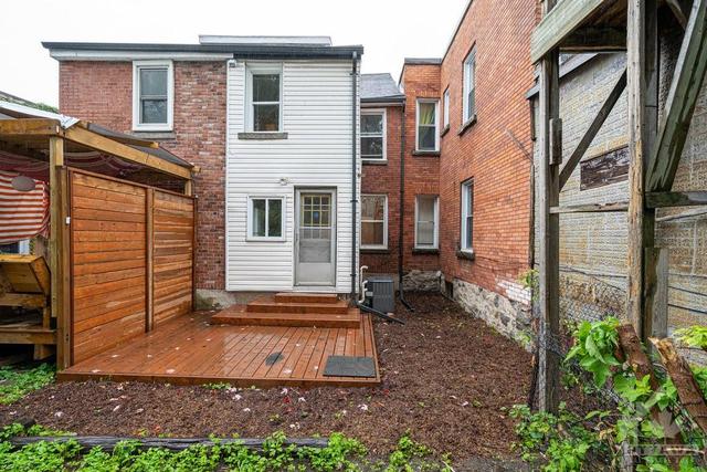 276 Clarence Street, Home with 3 bedrooms, 2 bathrooms and null parking in Ottawa ON | Image 24